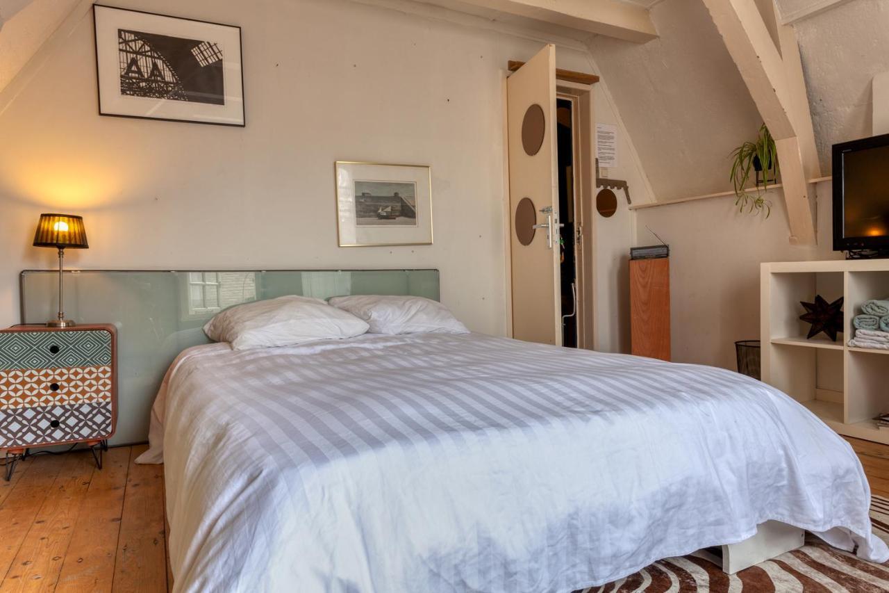 B&B 1971 Hazenstraat - Shared Bathroom Амстердам Екстериор снимка